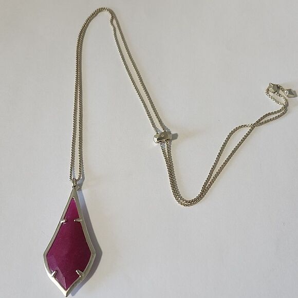 Kendra Scott Olivia Necklace - Picture 1 of 5